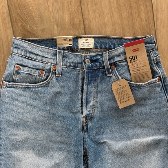 Levi's High Rise Straight Jeans - Light Blue Denim - Picture 2 of 11